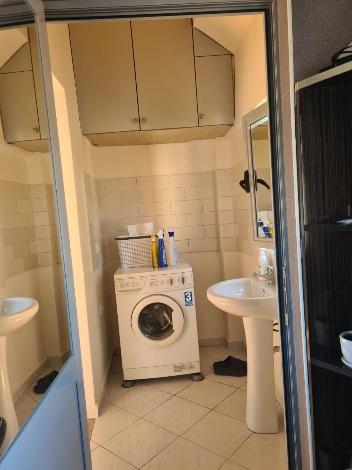 Vila 32 Μπεράτ Εξωτερικό φωτογραφία